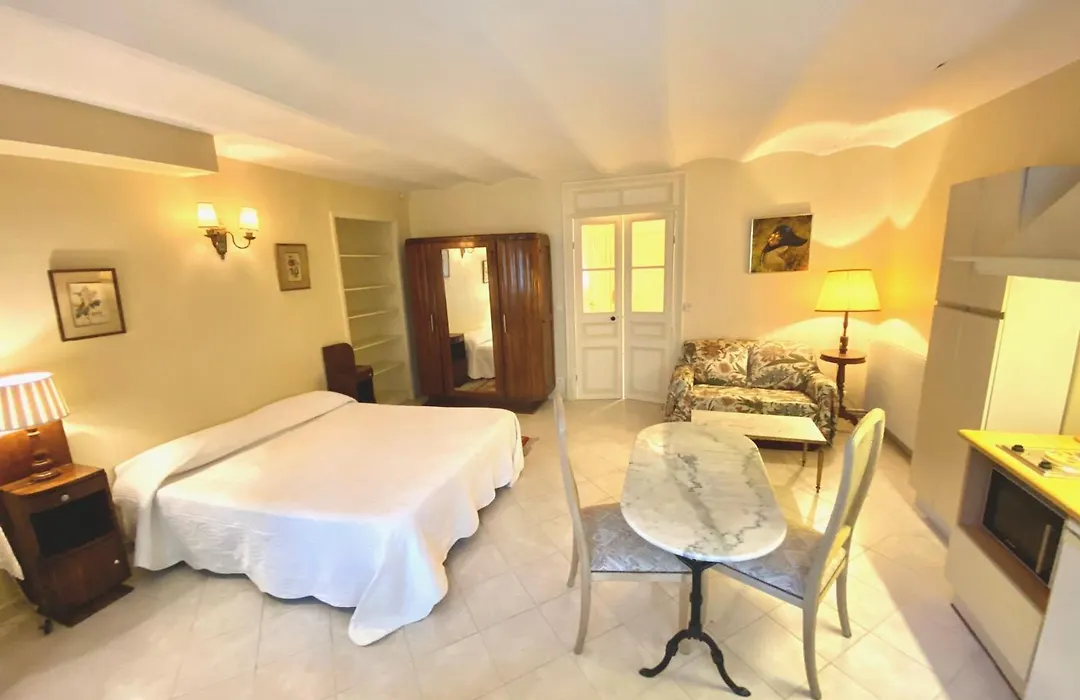 Residence La Villa Leonie-1