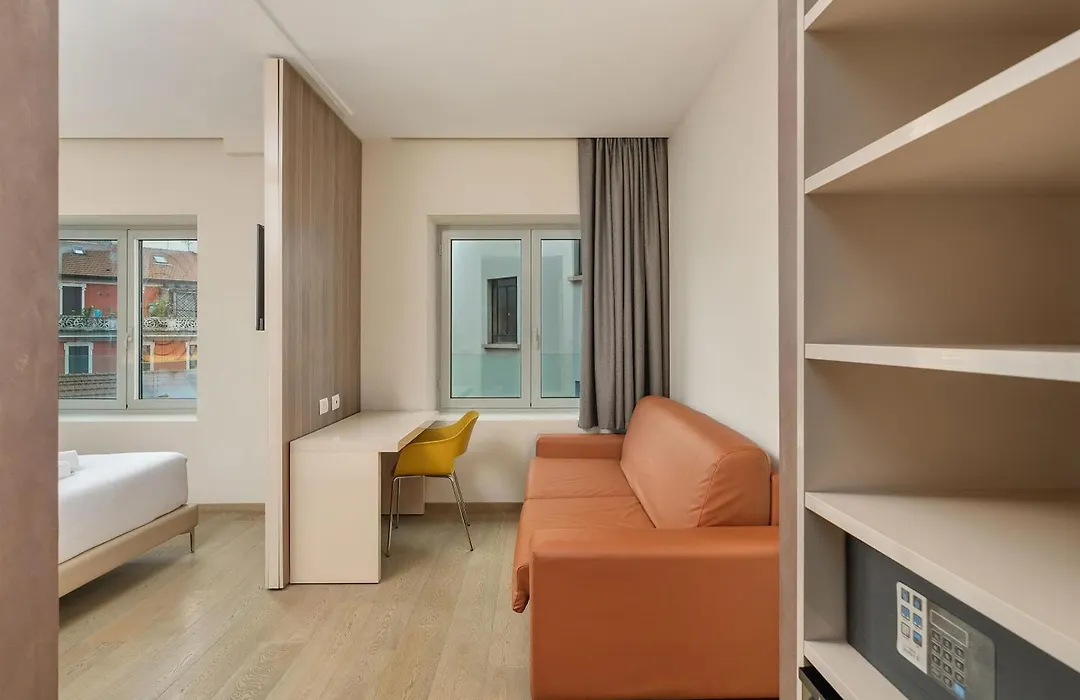 B&B Hotel Milano Central Station-1