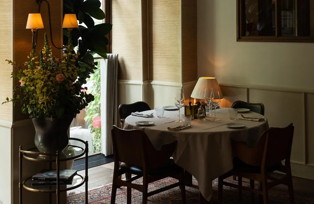 Hotel Sanders-1