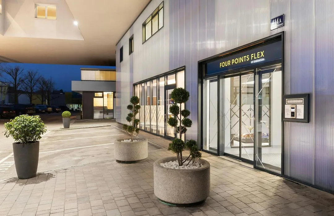 Four Points Flex By Sheraton Salzburg Messe-1