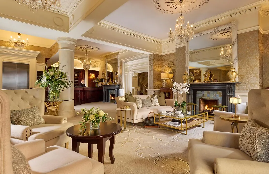 Buswells Hotel-1