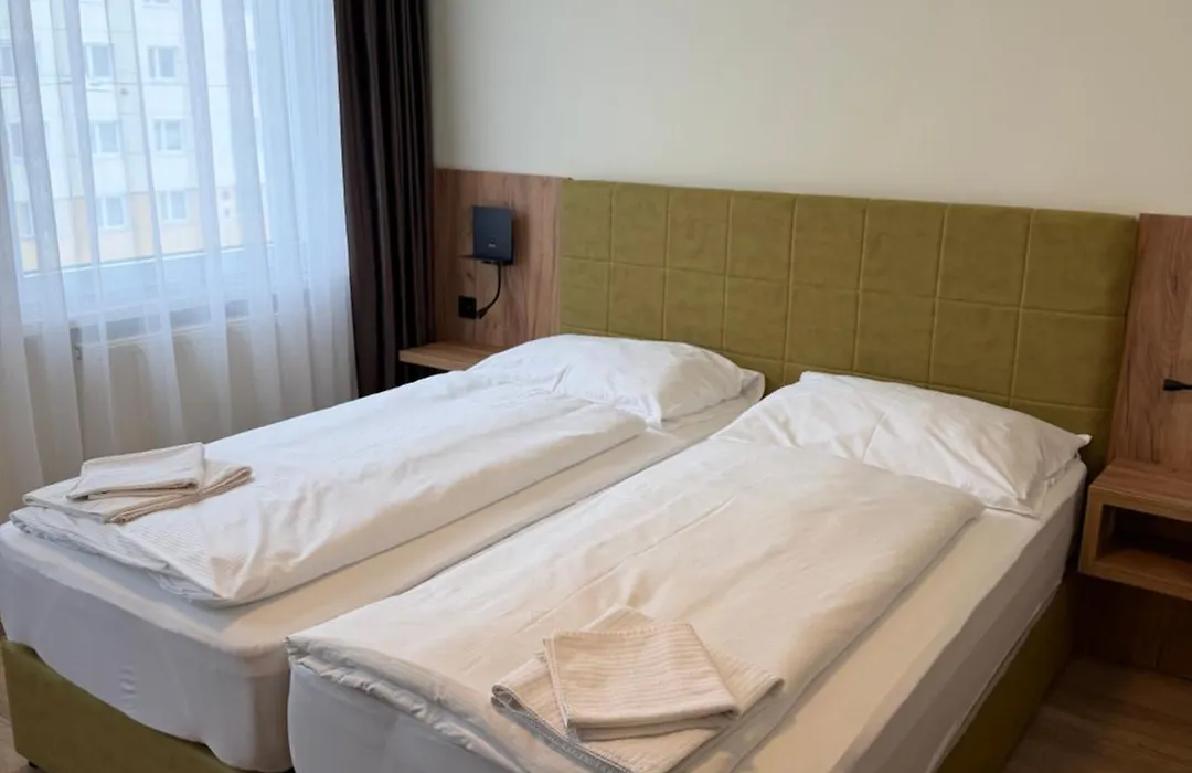 Hotel Turmfalke 24H Self Check In-1