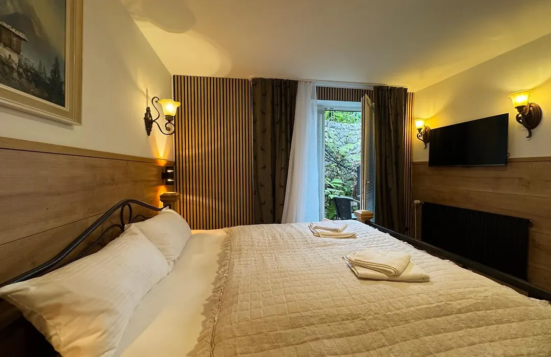 Hotel Bergland-1