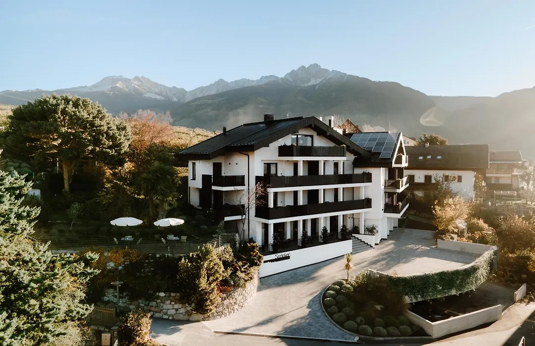 Stricker Aparthotel-1