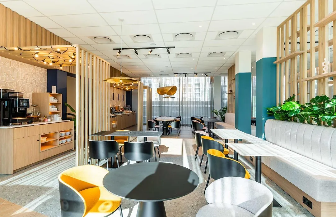 B&B Hotel Luxembourg Centre Cloche D'Or-1