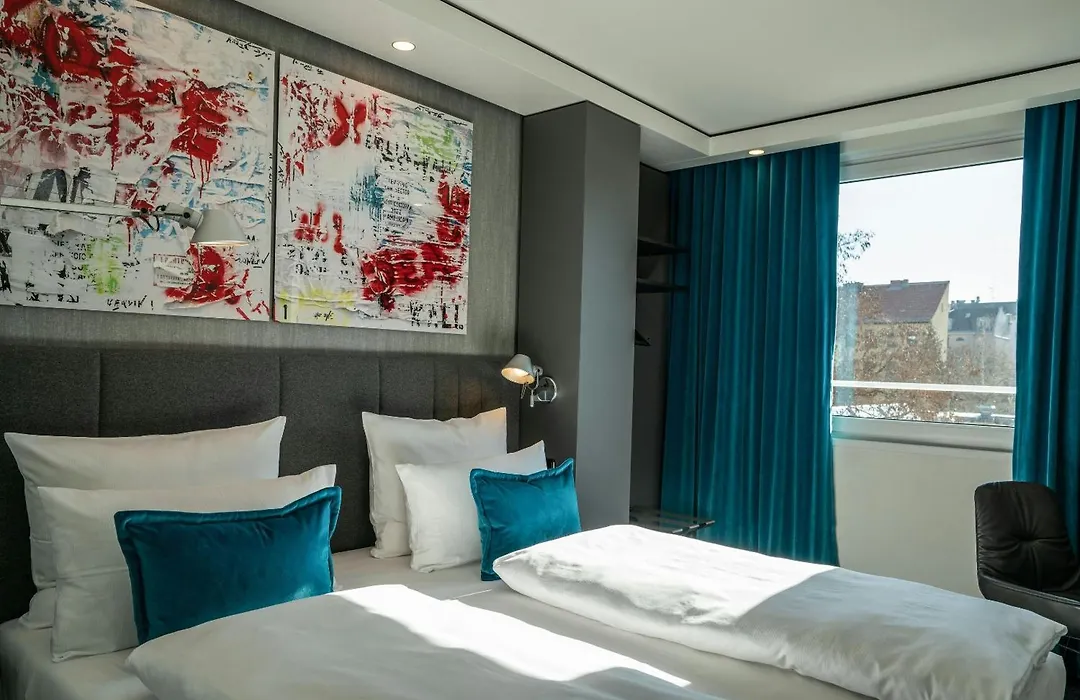 Motel One Berlin Mitte-1