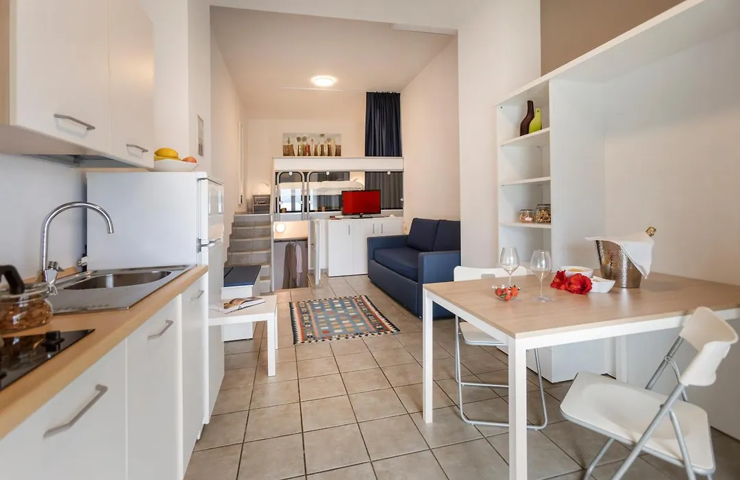 Hotel Roma Aparthotel-1