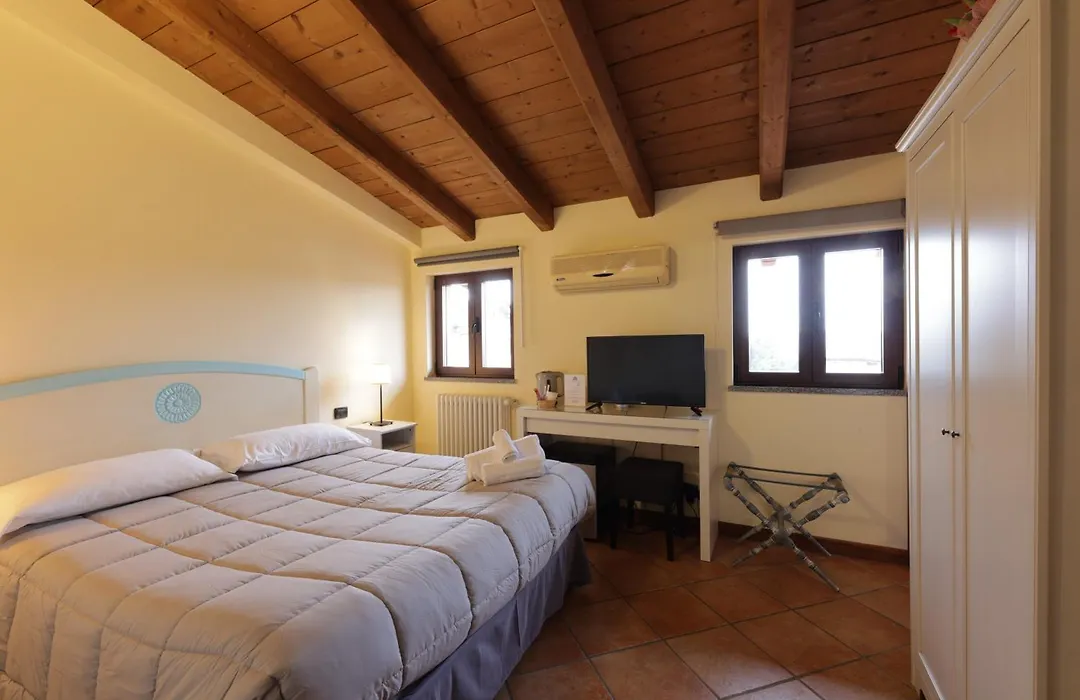 Hotel Locanda Dell'Oca Bianca-1