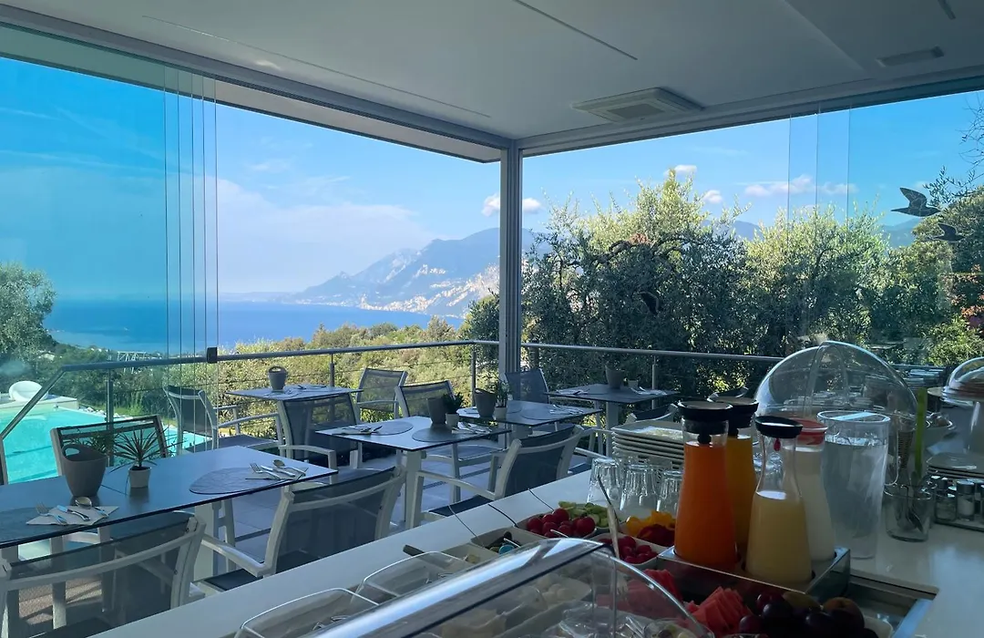 Guesthouse Grand View-1