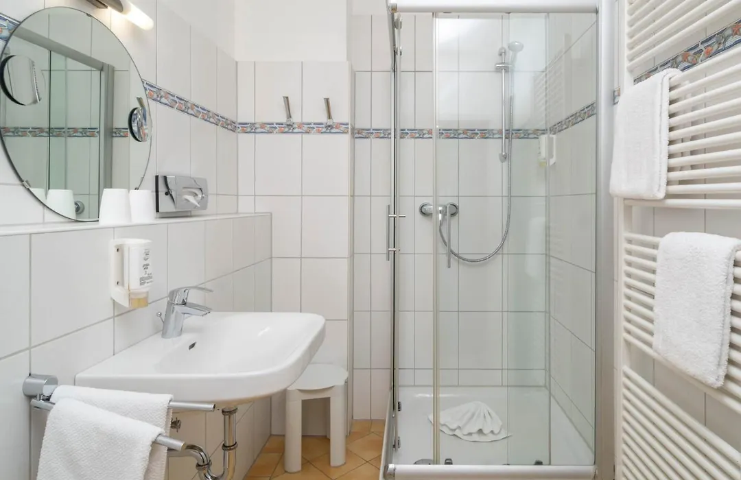 Nordsee Hotel Borkum-1
