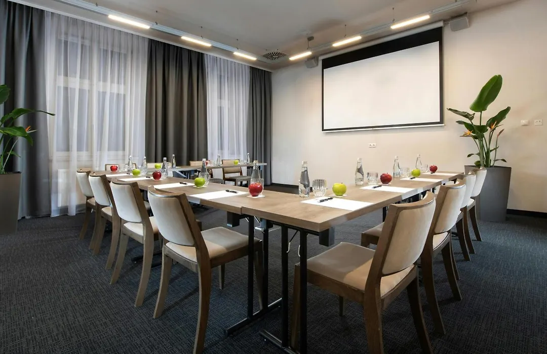 Leonardo Boutique Hotel Krakow Old Town-1