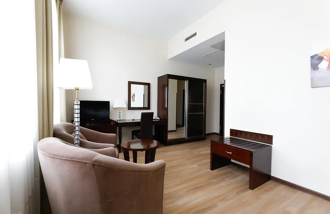 Grand Palace Hotel Hannover-1