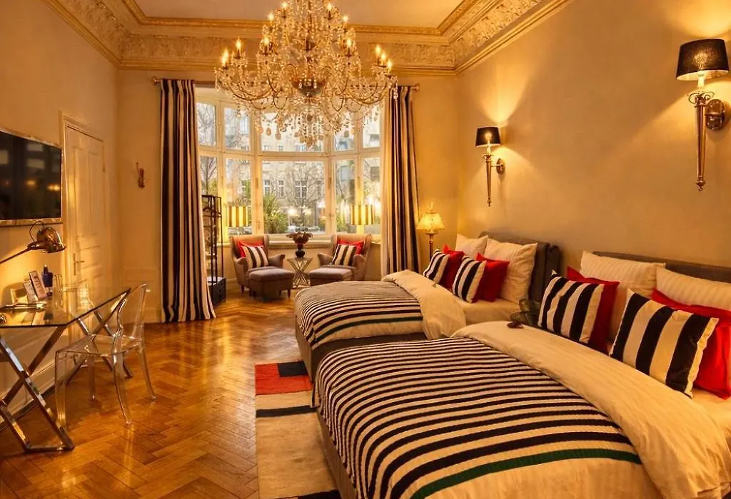 Sleephotels Alsterroom-1