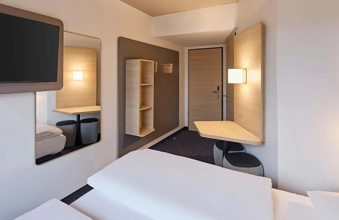 B&B HOTEL Lippstadt-1