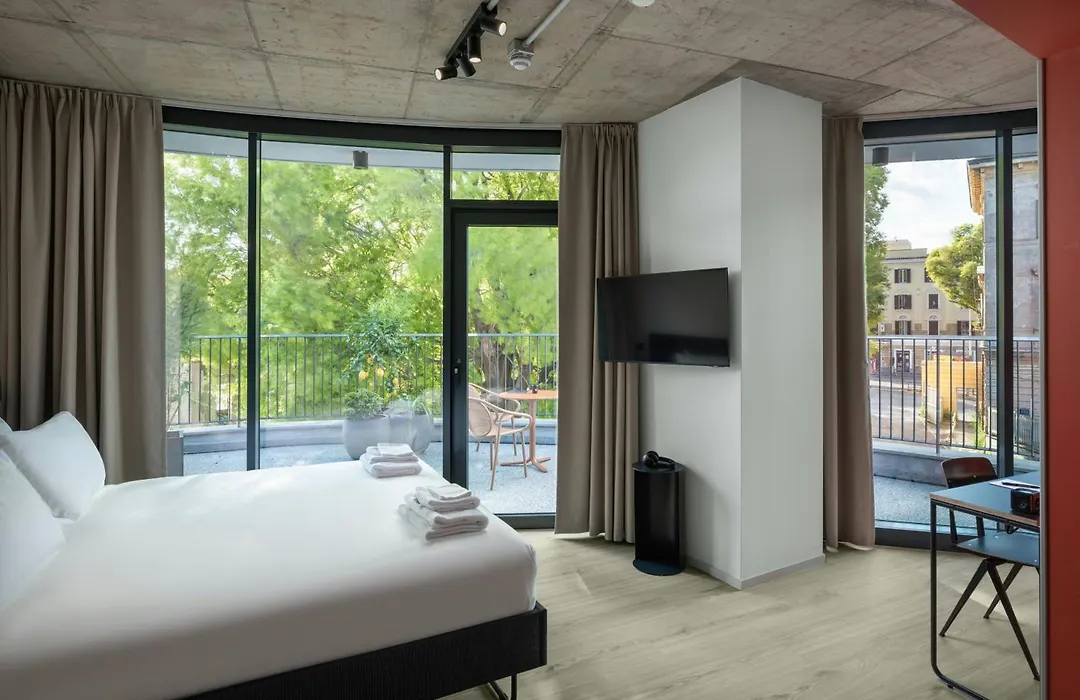 The Social Hub Rome Extended Stay-1