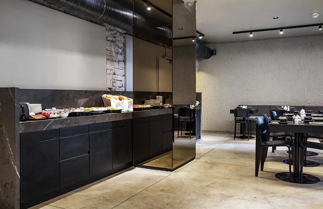 The Suite Garden Hotel-1