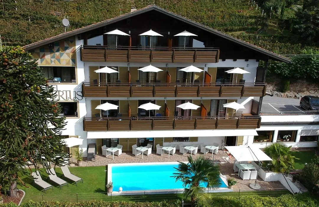 Hotel Garni Hubertus-1