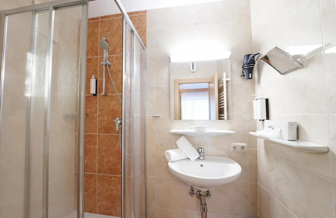 Hotel Eder Michaela-1