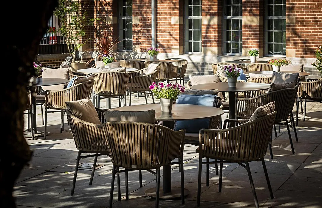 Pestana Amsterdam Riverside-1