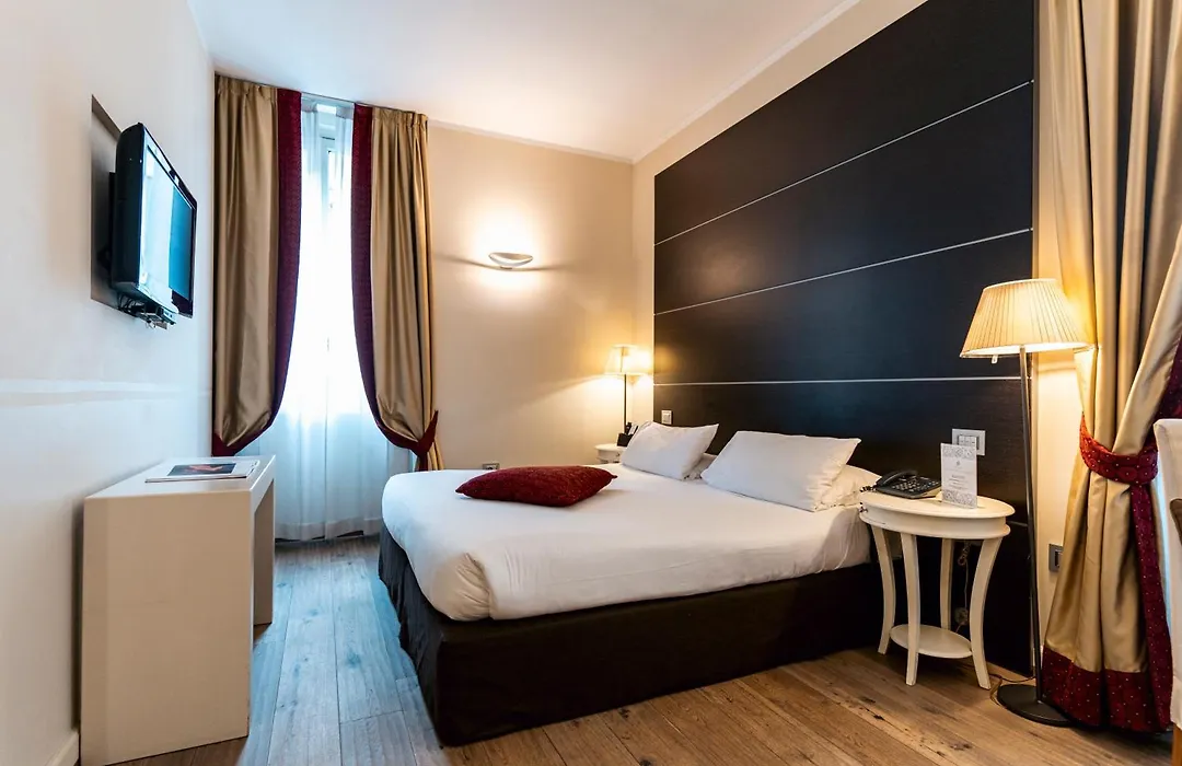 Townhouse 33 Boutique Hotel-1