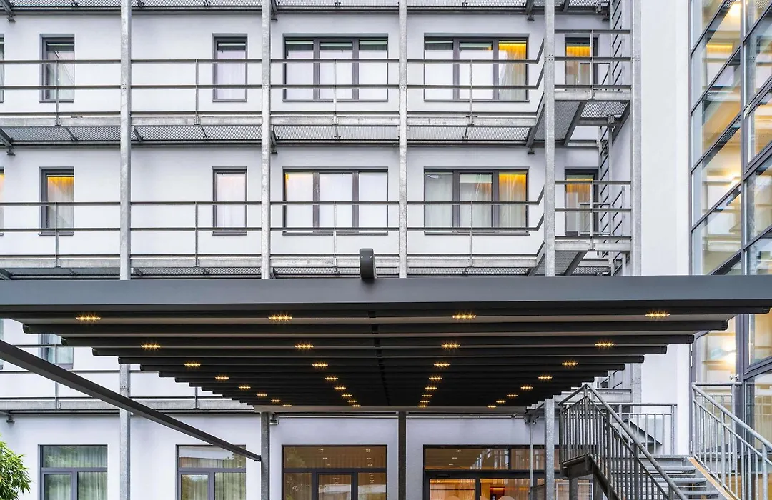 Novotel Suites Wien City Donau-1