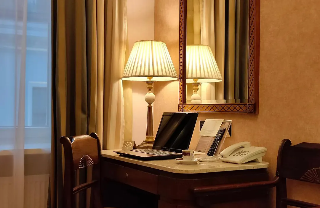 Grand Hotel-1