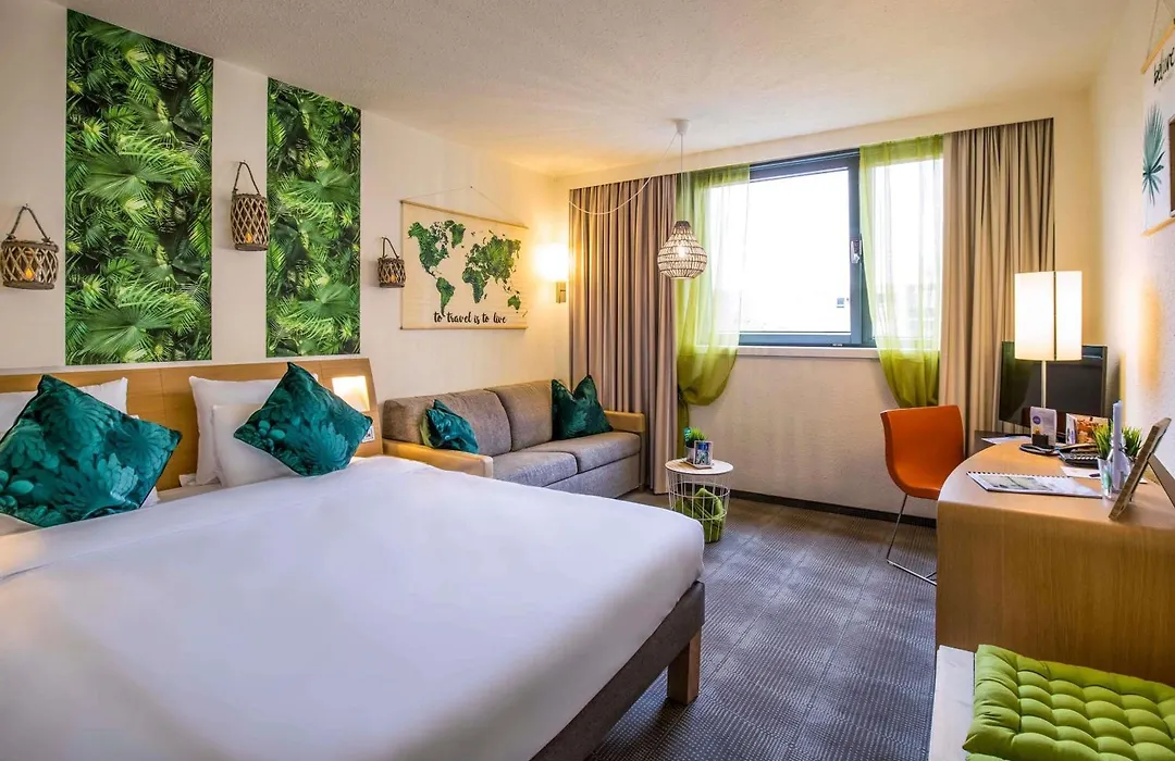 Novotel Frankfurt City-1