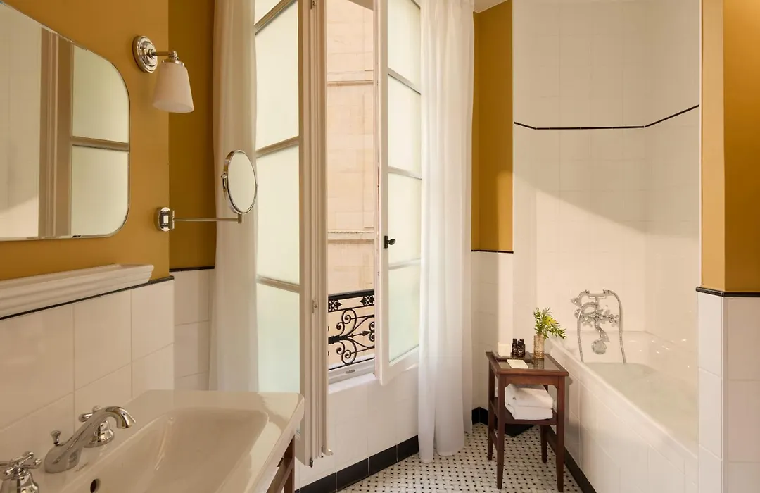 Hotel Des Orfevres-1