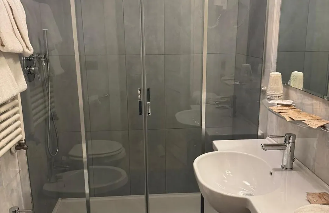 Hotel Tre Archi-1