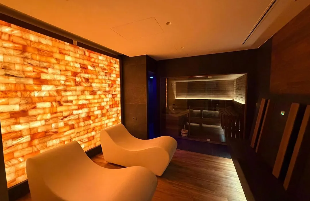 Hotel White-1