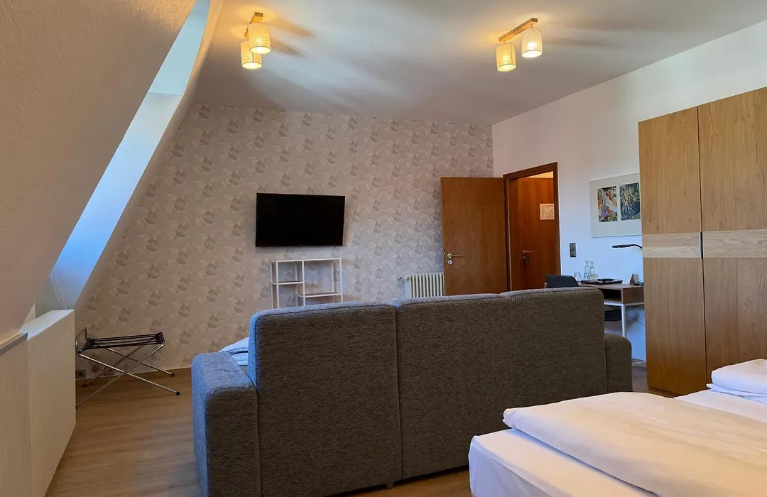 Hotel Liszt-1