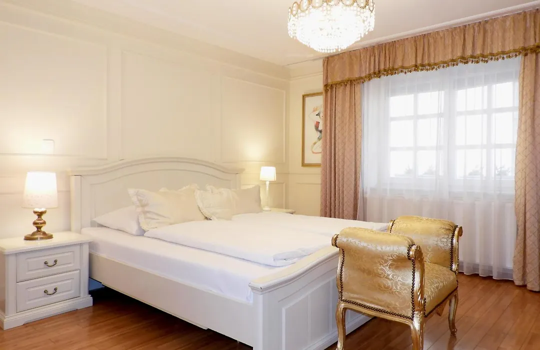Allegro Hotel-1