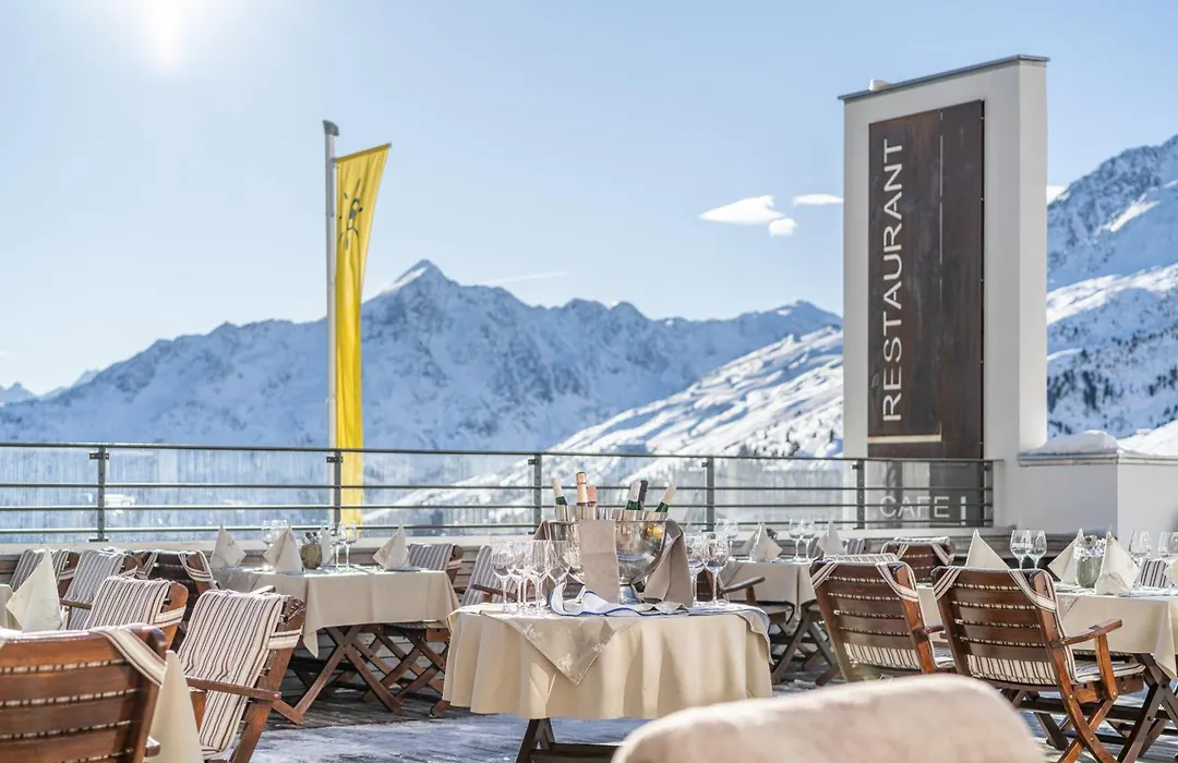 Hotel Hochsölden-1