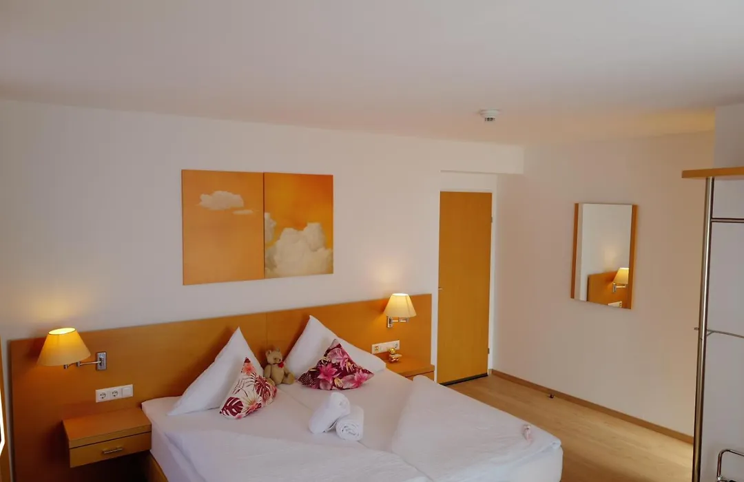 Motel55 - nettes Hotel mit Self Check-In in Villach, Warmbad-1