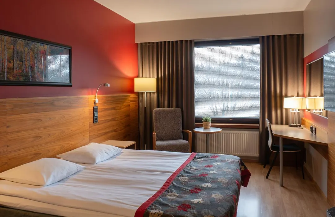 Hotel Haaga Central Park-1