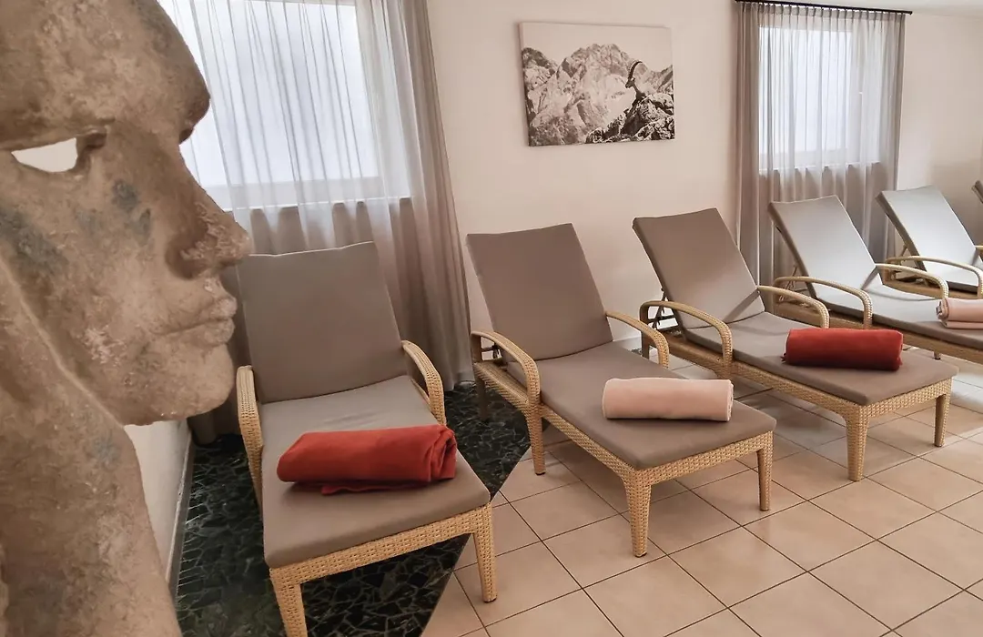 Hotel Goldene Rose-1