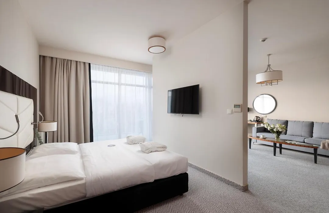 Diune Hotel By Zdrojowa-1