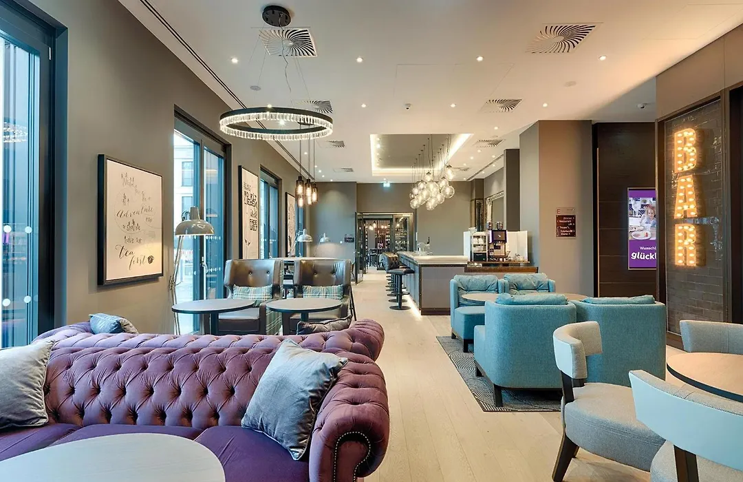 Premier Inn Regensburg City Centre-1