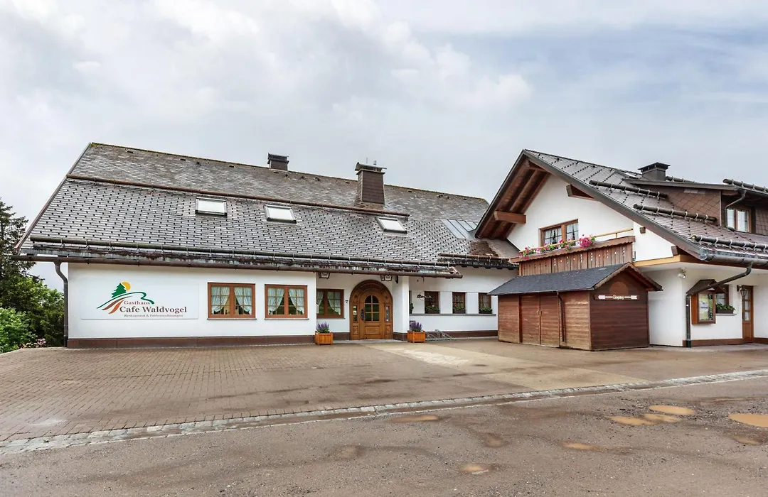 Cafe-Restaurant-Gästehaus Waldvogel-1