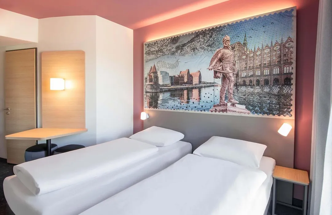 B&B HOTEL Stralsund-1