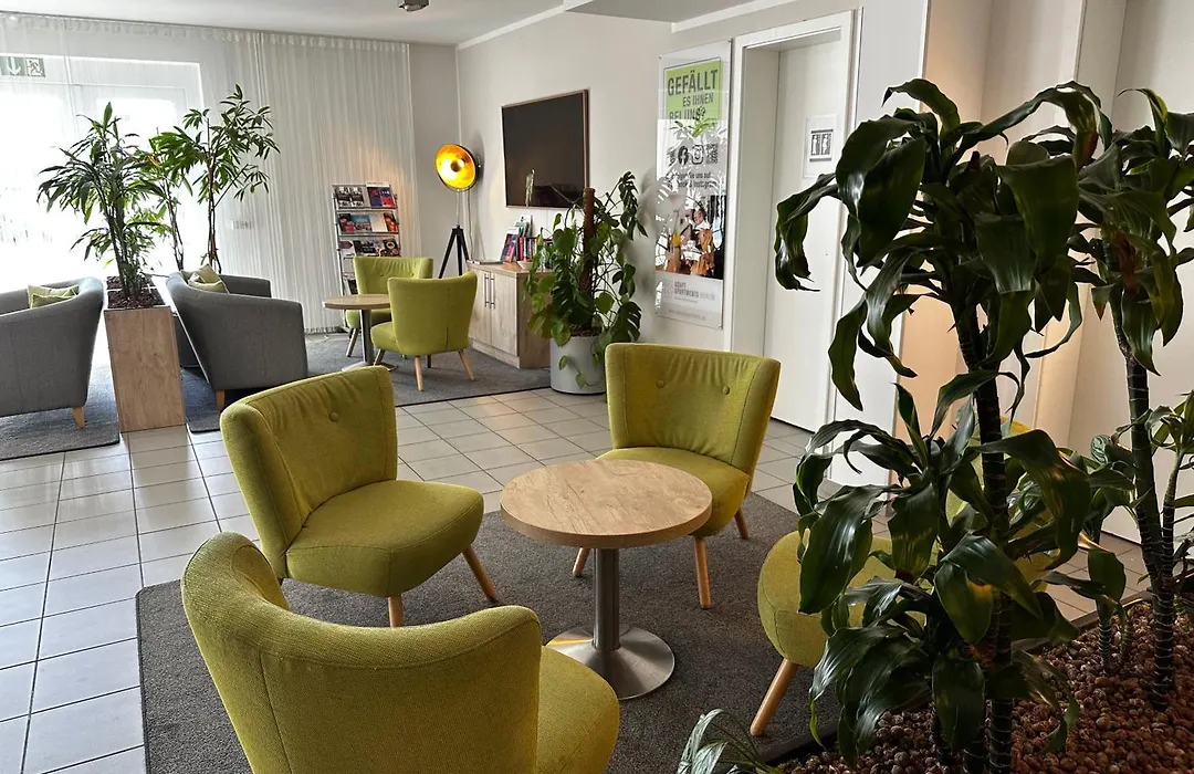 Adapt Apartment Hotel Berlin - Adlershof-1