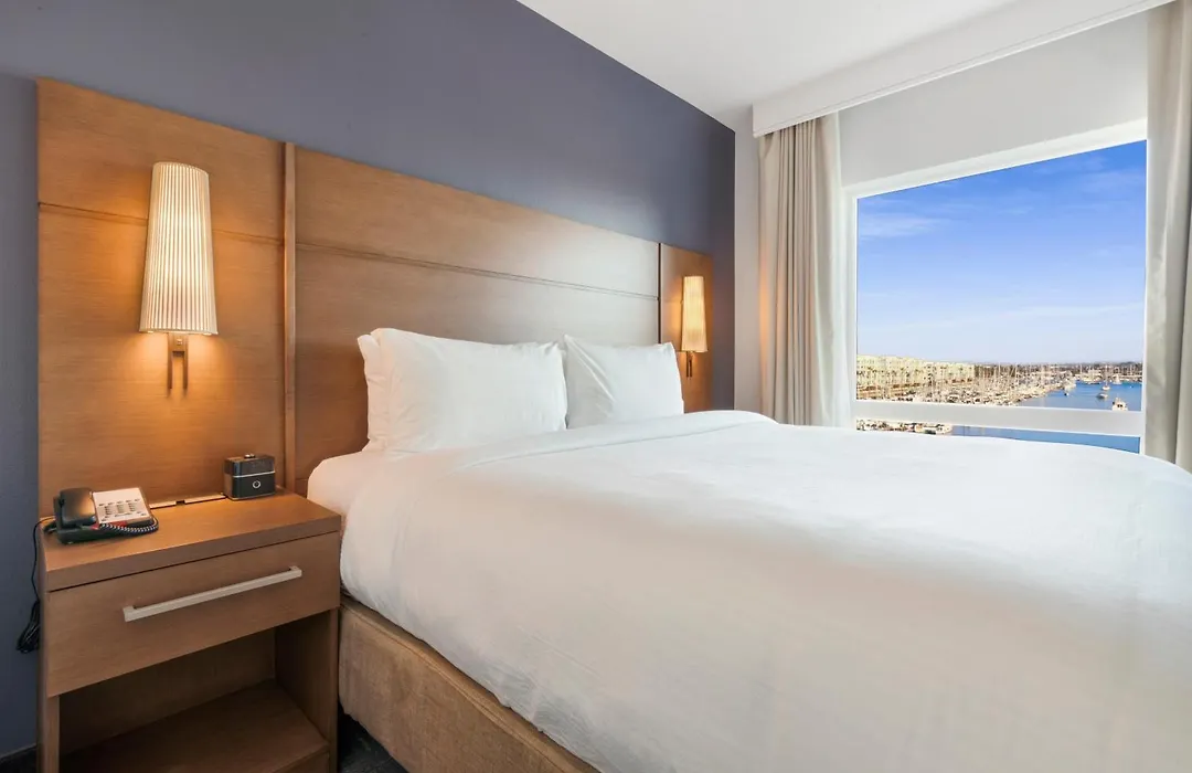 Courtyard By Marriott Marina Del Rey-1