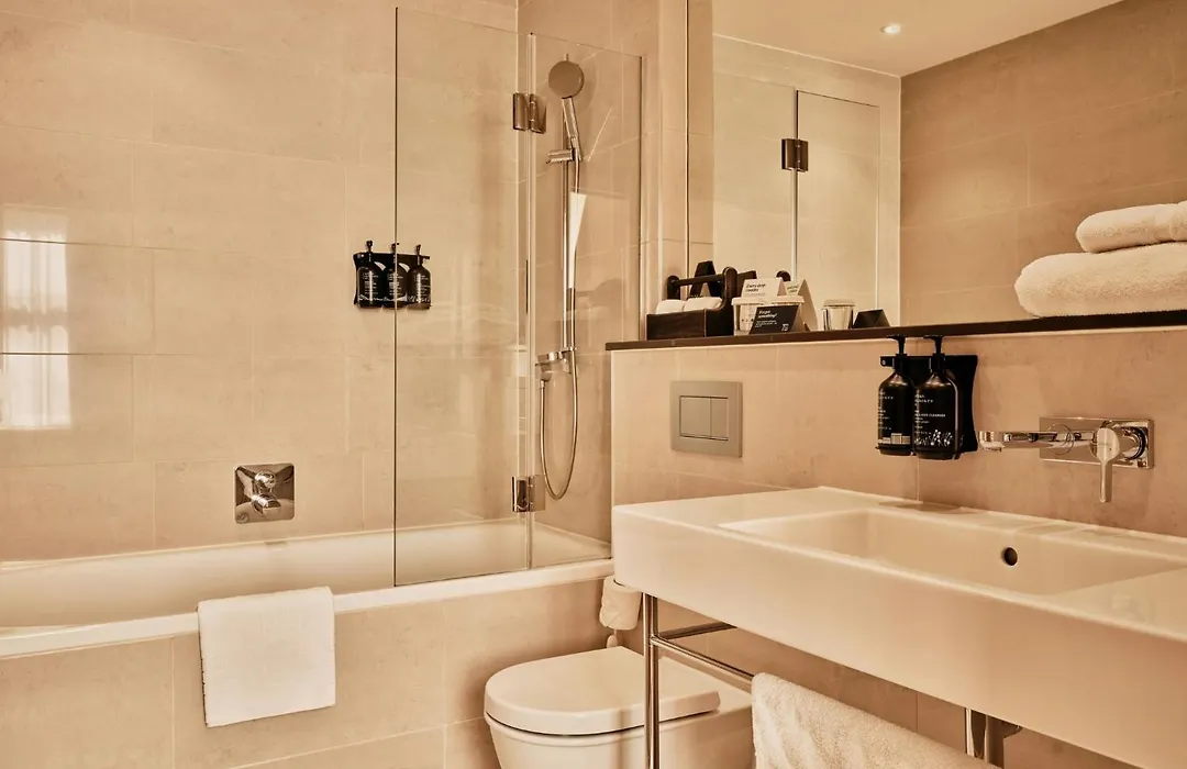 Morton Hotel-1