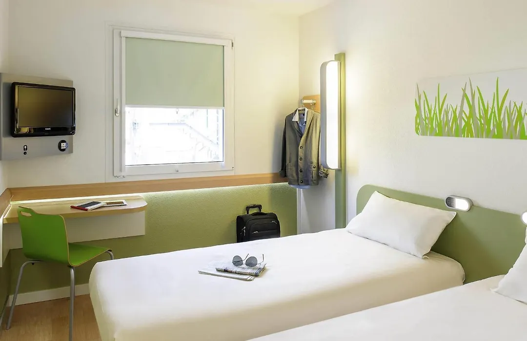 ibis budget Hamburg Altona-1