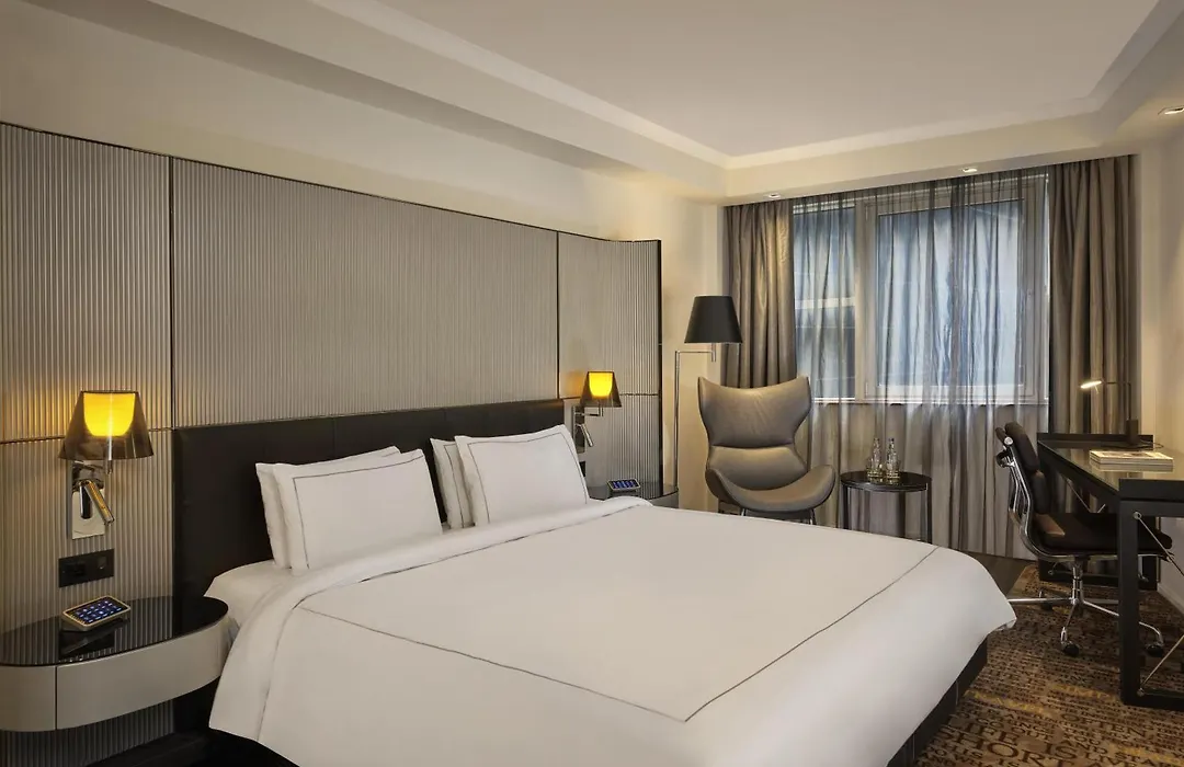 Park Plaza London Victoria-1