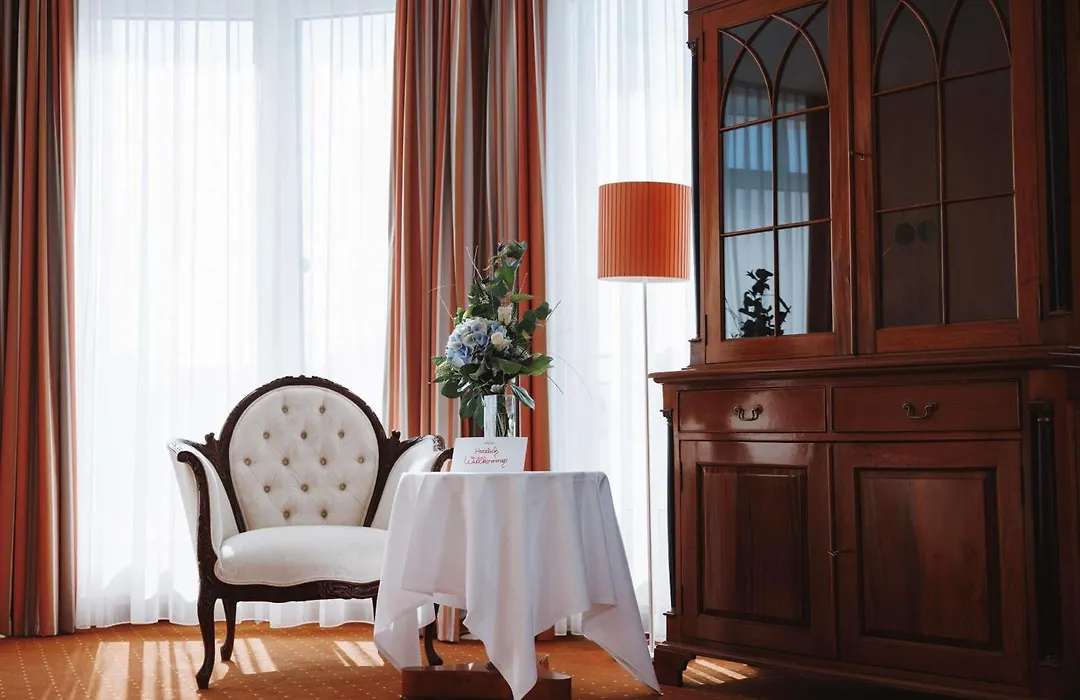 Mercure Hotel Plaza Magdeburg-1