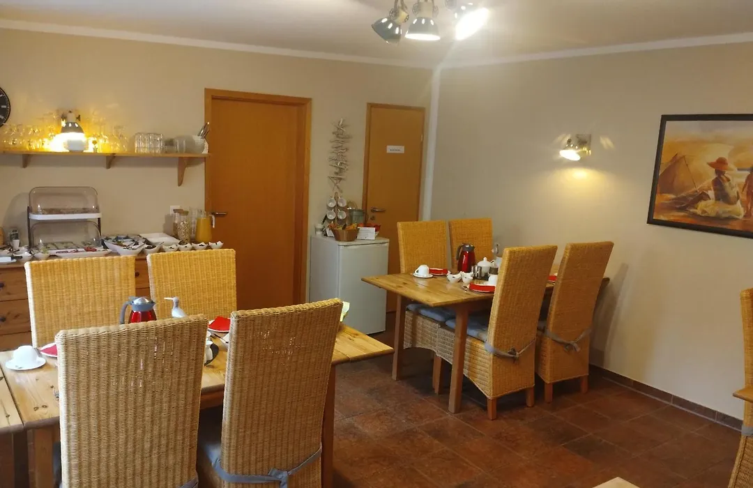Hotel am Weinbergschloss-1