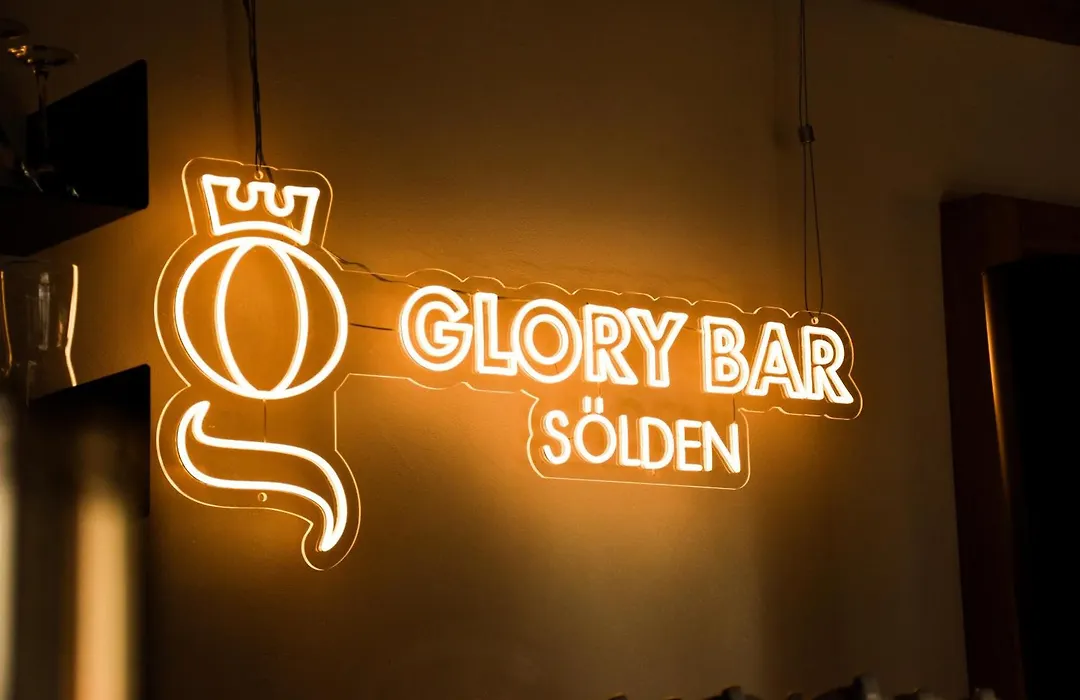 Glanz&Glory Hotel-1