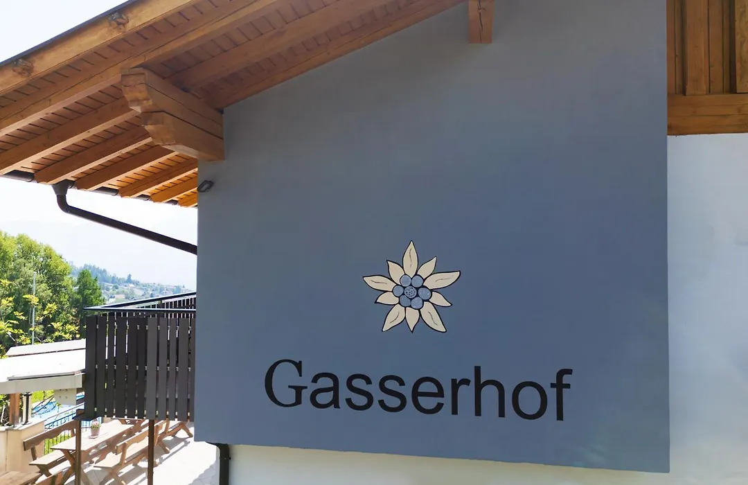 Gasserhof Garni & Apartment-1