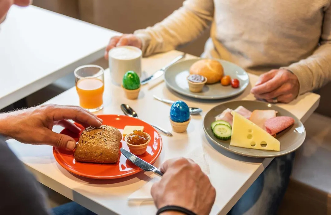 ibis budget Aachen City-1